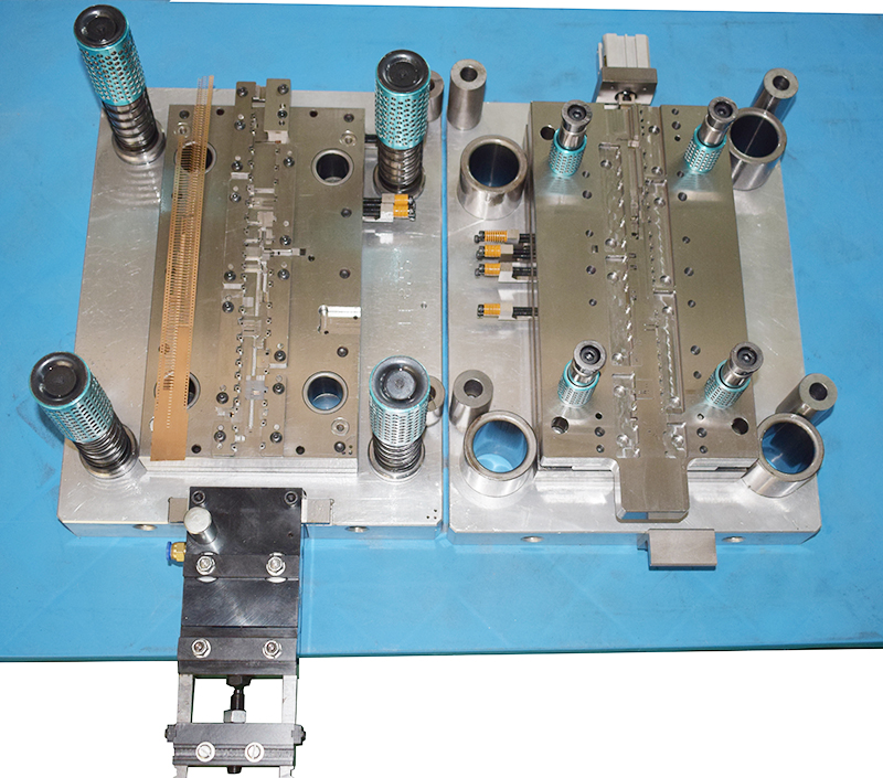 弹片模具 弹片模具